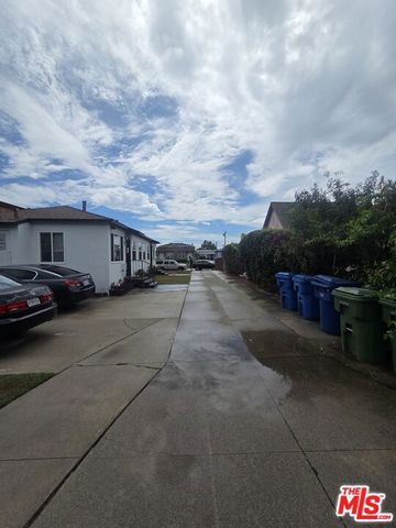 1515 W 85th Street, Los Angeles, CA 90047