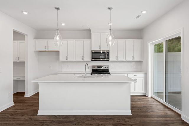 2323 Juneau Lane, Columbia, TN 38401