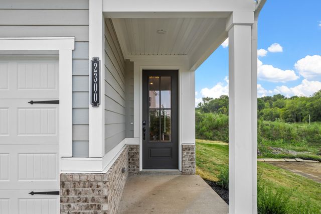 2323 Juneau Lane, Columbia, TN 38401