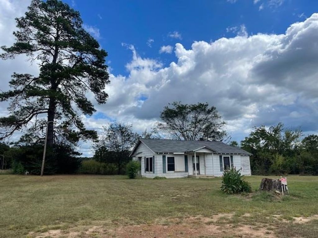 25767 W Hwy 77, Naples, TX 75568