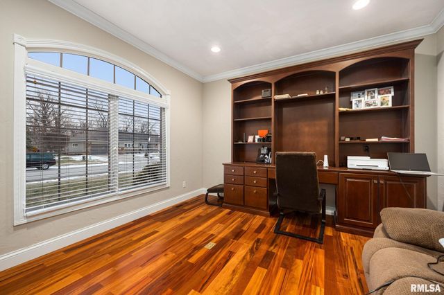 31 SAPPHIRE Point, Morton, IL 61550