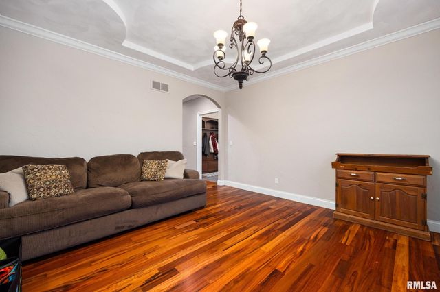 31 SAPPHIRE Point, Morton, IL 61550