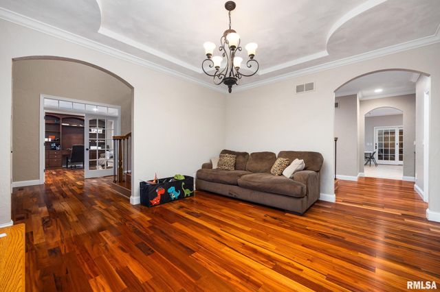 31 SAPPHIRE Point, Morton, IL 61550