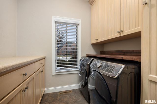 31 SAPPHIRE Point, Morton, IL 61550