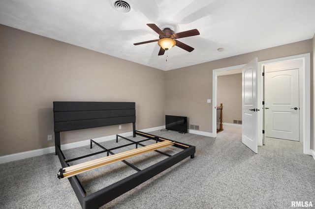 31 SAPPHIRE Point, Morton, IL 61550