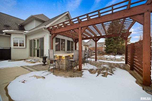 31 SAPPHIRE Point, Morton, IL 61550