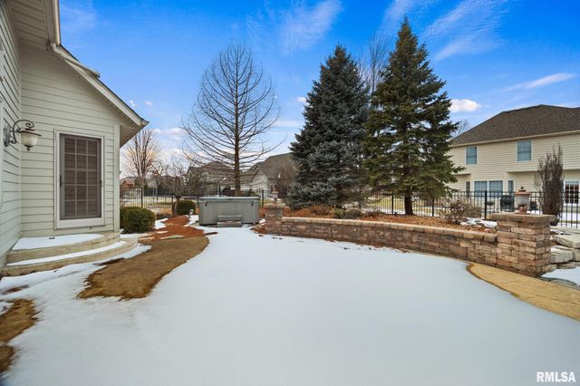 31 SAPPHIRE Point, Morton, IL 61550