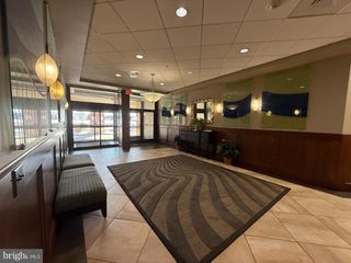 11236 ROBINWOOD DR #104, Hagerstown, MD 21742