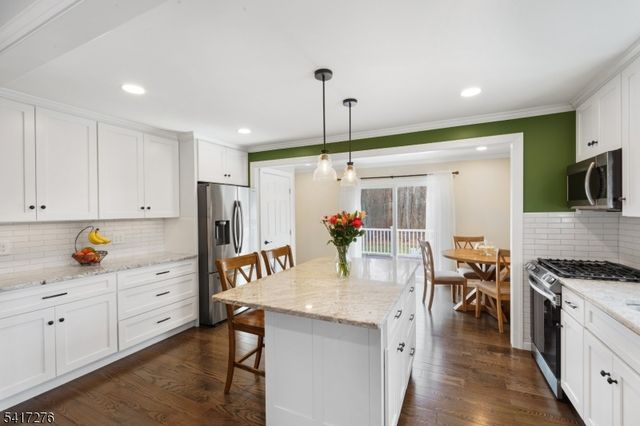 255 Dover Chester Rd, Randolph Twp., NJ 07869