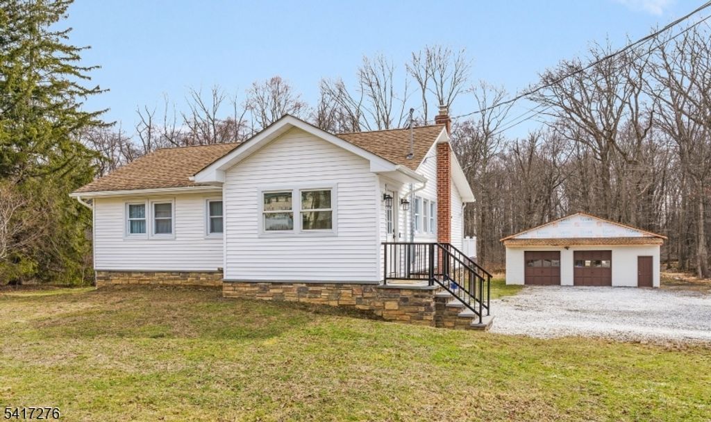 255 Dover Chester Rd, Randolph Twp., NJ 07869