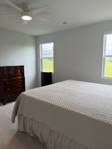 1037 Royal Gorge Pvt Ct, Gallatin, TN 37066