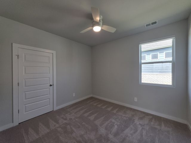 1037 Royal Gorge Pvt Ct, Gallatin, TN 37066