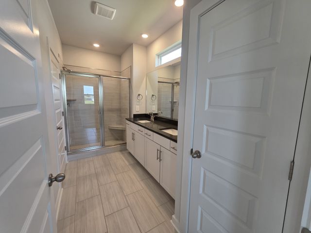 1037 Royal Gorge Pvt Ct, Gallatin, TN 37066