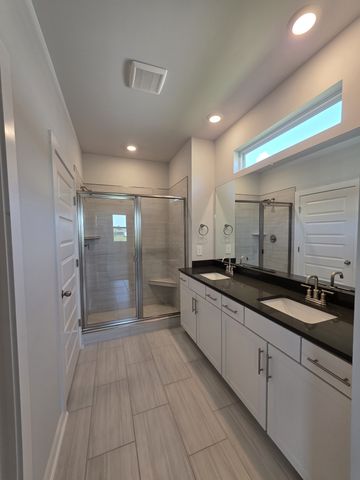 1037 Royal Gorge Pvt Ct, Gallatin, TN 37066
