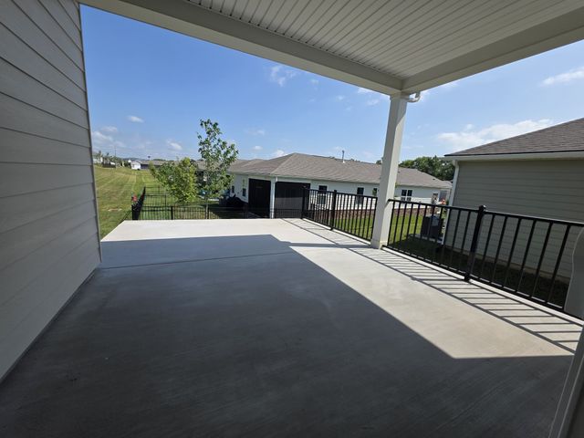1037 Royal Gorge Pvt Ct, Gallatin, TN 37066