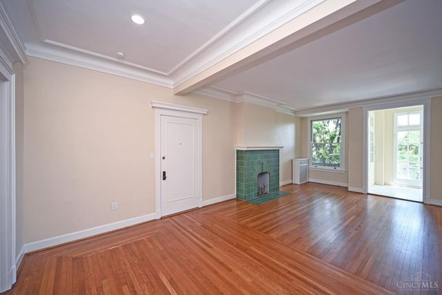 2138 Madison Road, Cincinnati, OH 45208