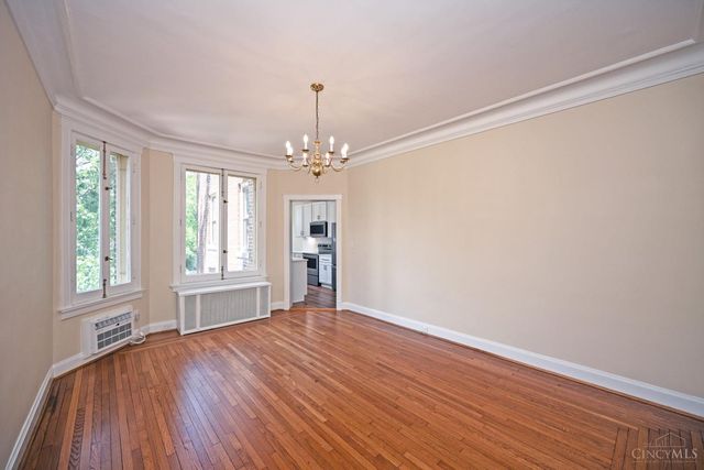 2138 Madison Road, Cincinnati, OH 45208
