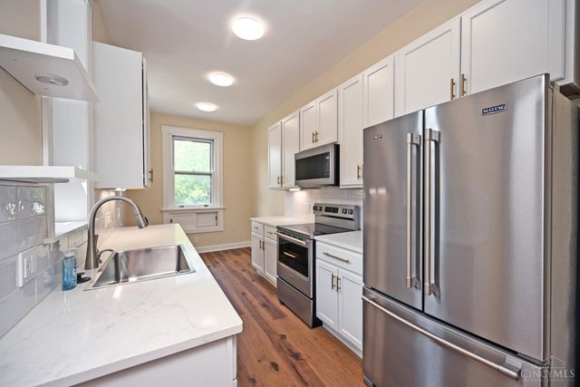 2138 Madison Road, Cincinnati, OH 45208