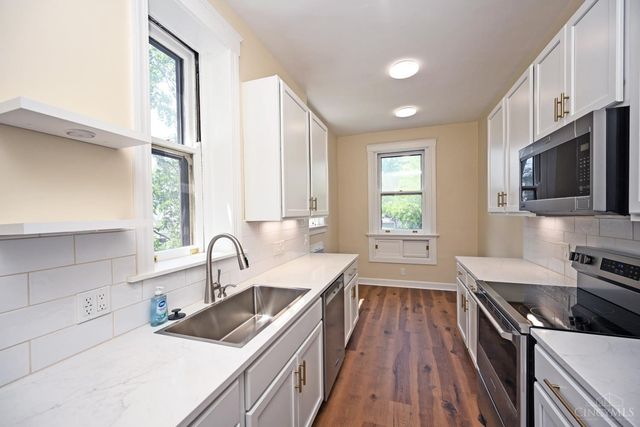 2138 Madison Road, Cincinnati, OH 45208