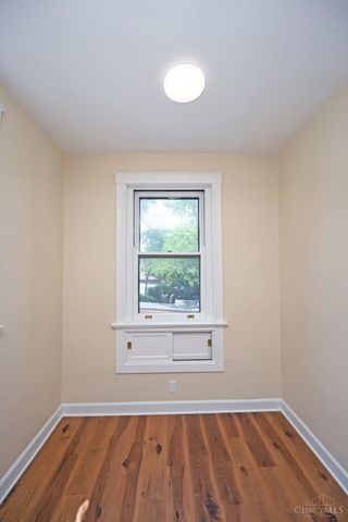 2138 Madison Road, Cincinnati, OH 45208