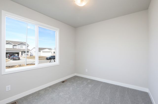 817 3rd Street NW, Bondurant, IA 50035