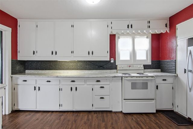 1815 Omaha Street, Eau Claire, WI 54703