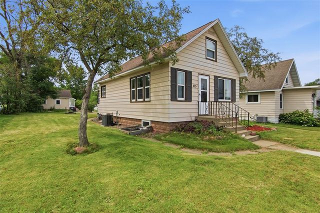 1815 Omaha Street, Eau Claire, WI 54703