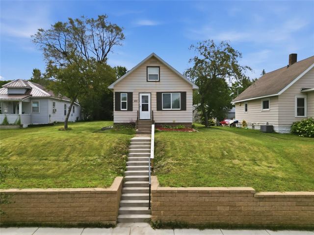 1815 Omaha Street, Eau Claire, WI 54703