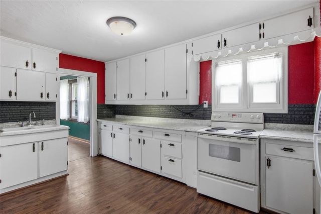 1815 Omaha Street, Eau Claire, WI 54703