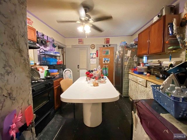 30 Welland Avenue, Irvington, NJ 07111