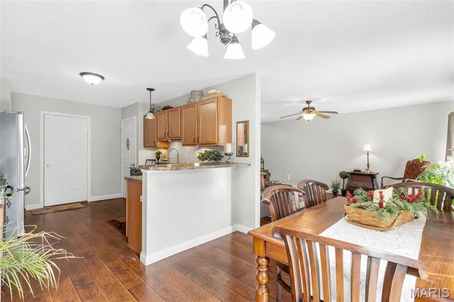 210 Prominence Lane, Lake St Louis, MO 63367