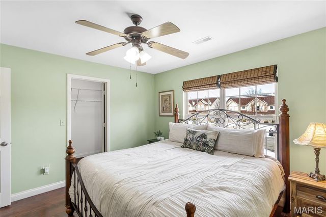 210 Prominence Lane, Lake St Louis, MO 63367