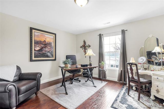 210 Prominence Lane, Lake St Louis, MO 63367