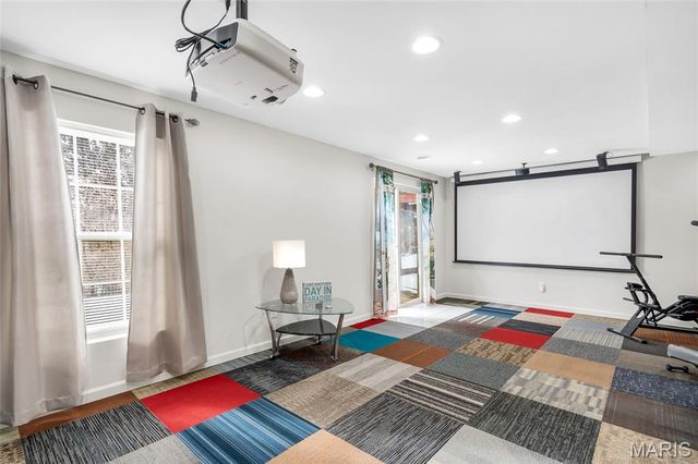 210 Prominence Lane, Lake St Louis, MO 63367