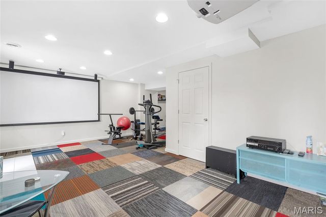 210 Prominence Lane, Lake St Louis, MO 63367