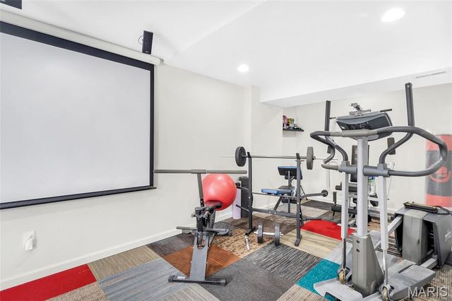 210 Prominence Lane, Lake St Louis, MO 63367