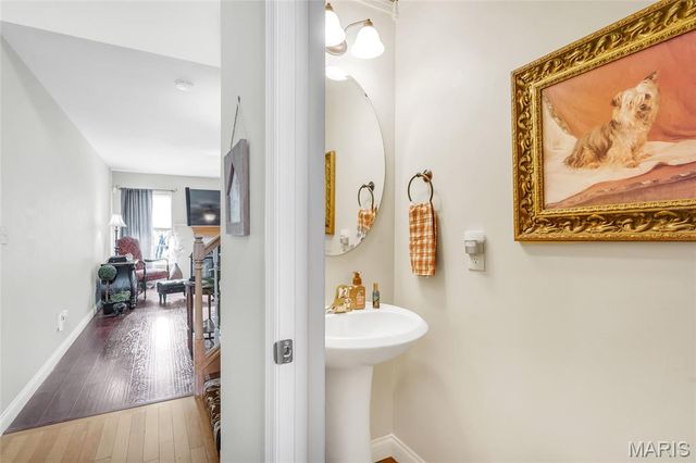 210 Prominence Lane, Lake St Louis, MO 63367