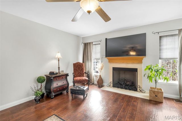 210 Prominence Lane, Lake St Louis, MO 63367