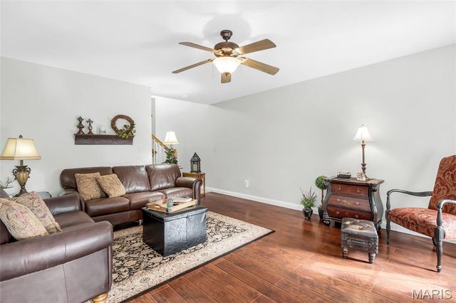 210 Prominence Lane, Lake St Louis, MO 63367