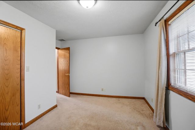 5643 Clover Ridge Drive, Elida, OH 45807