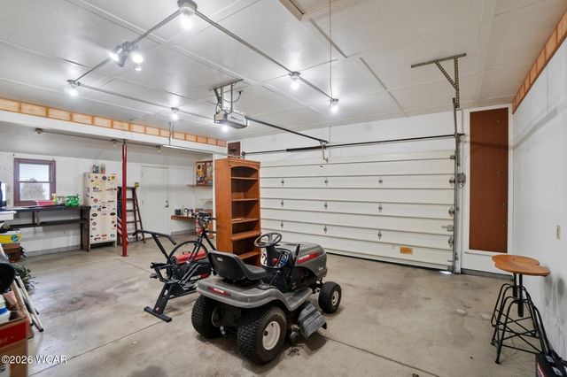 5643 Clover Ridge Drive, Elida, OH 45807