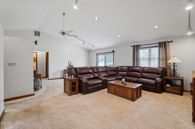 5643 Clover Ridge Drive, Elida, OH 45807