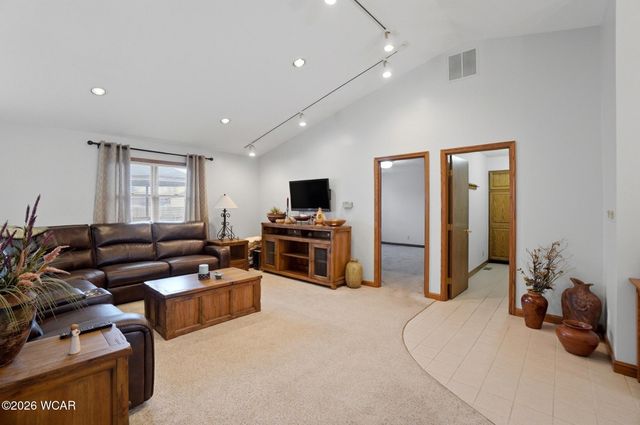 5643 Clover Ridge Drive, Elida, OH 45807