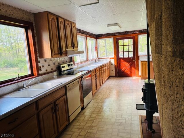 221 Schooleys Mountain Rd, Washington Twp., NJ 07853