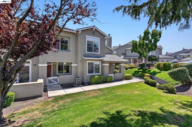51 Bellington Cmn 3, Livermore, CA 94551