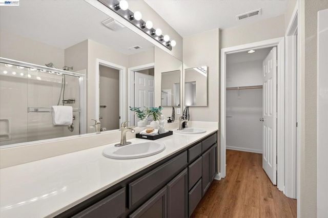 51 Bellington Cmn 3, Livermore, CA 94551