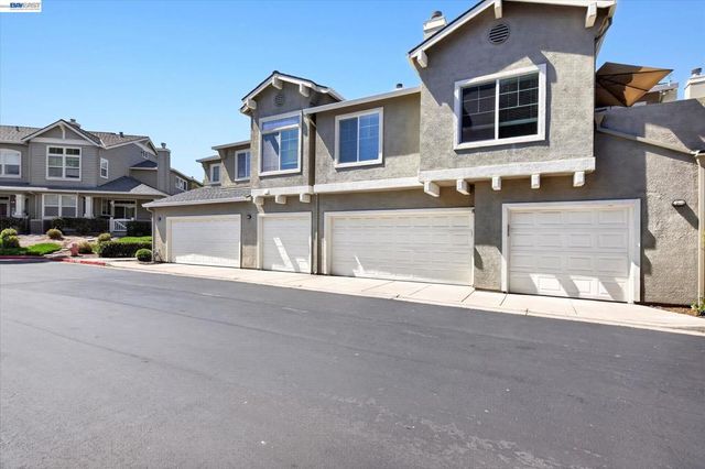 51 Bellington Cmn 3, Livermore, CA 94551