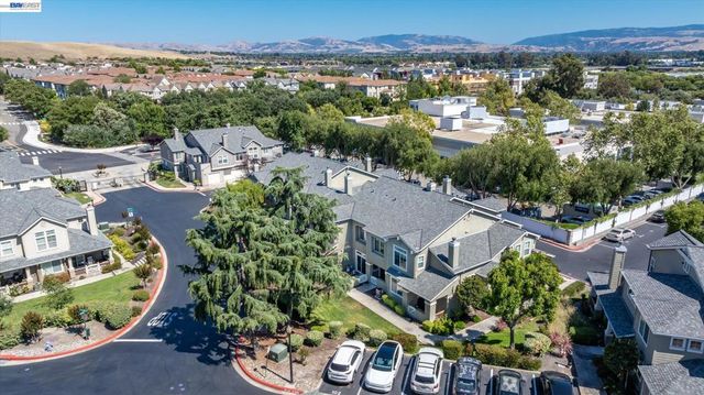 51 Bellington Cmn 3, Livermore, CA 94551