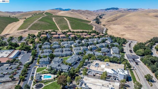 51 Bellington Cmn 3, Livermore, CA 94551