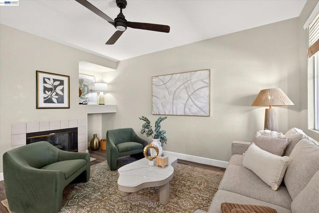 51 Bellington Cmn 3, Livermore, CA 94551